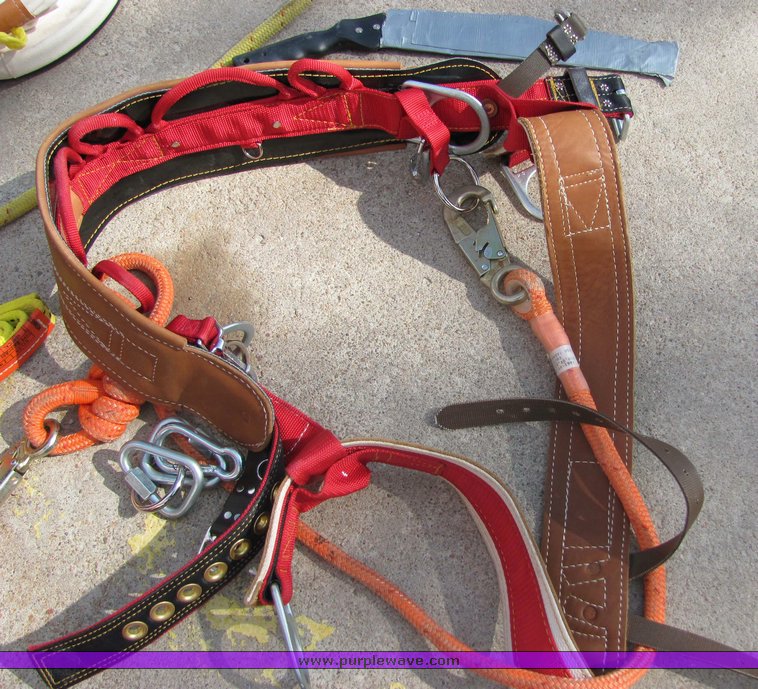 image for item 5060 Climbing supplies