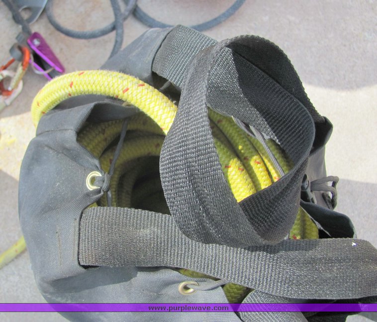 image for item 5060 Climbing supplies