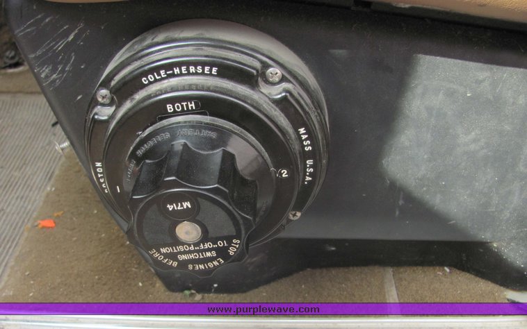 image for item 5077 1987 Ford E-350 Econoline ambulance