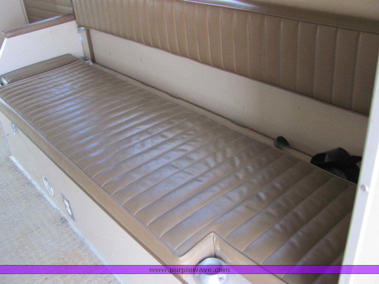 image for item 5077 1987 Ford E-350 Econoline ambulance