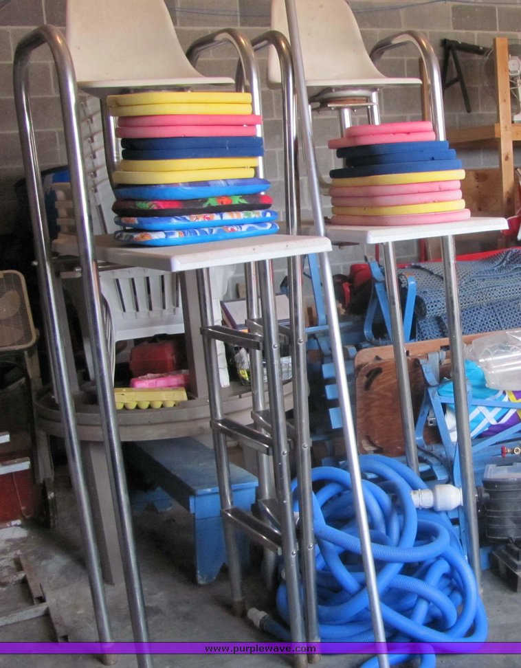 image for item 5080 Assorted pool supplies