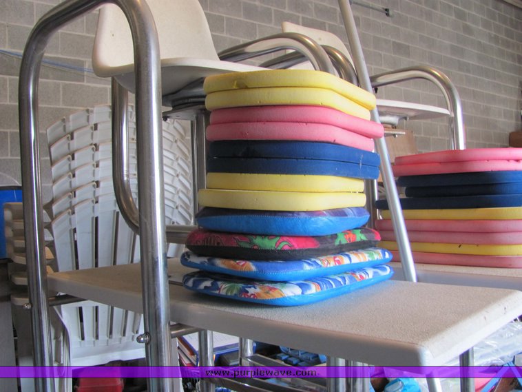 image for item 5080 Assorted pool supplies