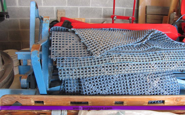 image for item 5080 Assorted pool supplies