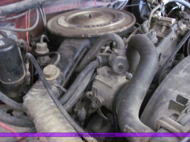 image for item 5122 1984 Ford Bronco