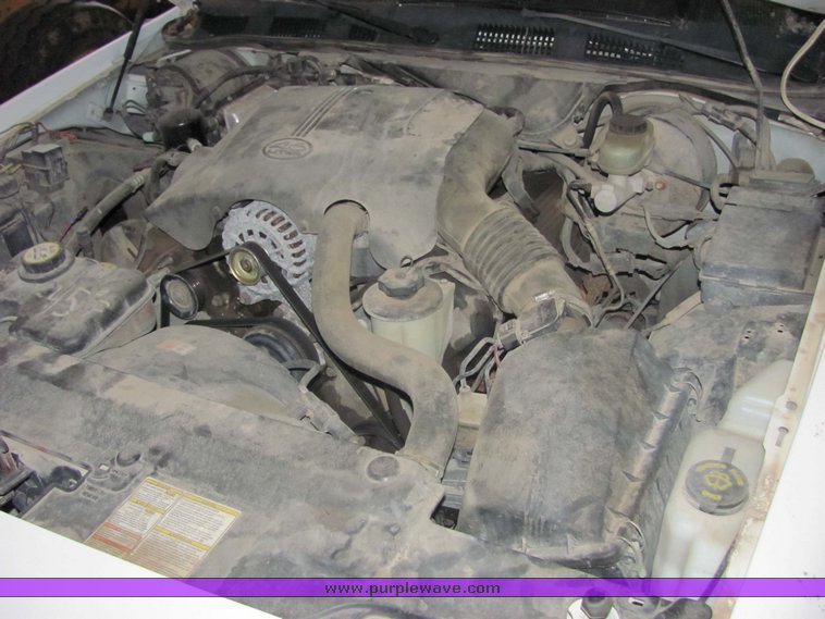 image for item 5123 2001 Ford Crown Victoria Police Interceptor