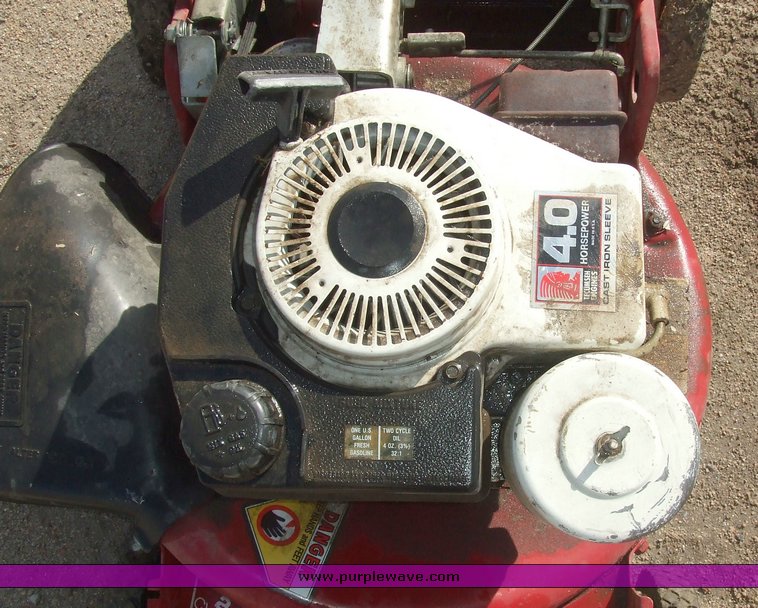 image for item 6698 Snapper push mower