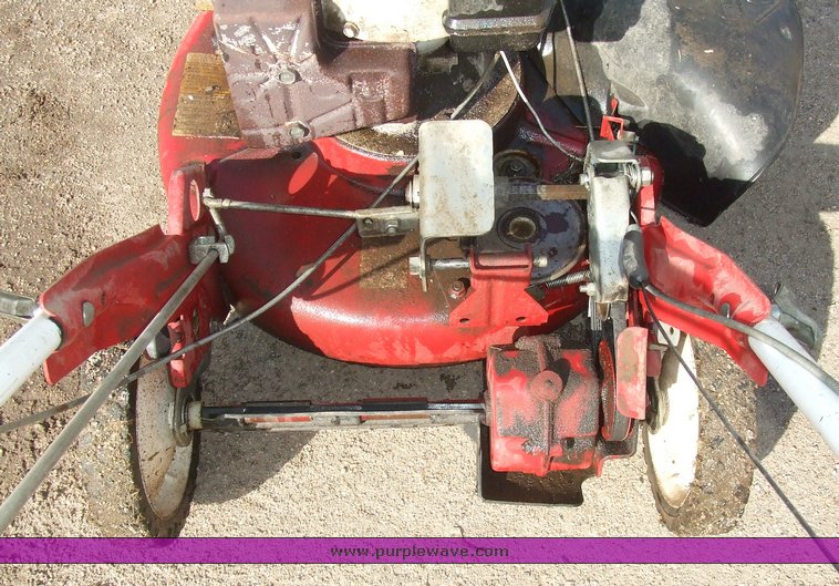 image for item 6698 Snapper push mower