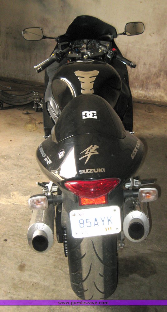 image for item 7001 2007 Suzuki GSX1300R Hayabusa motorcycle