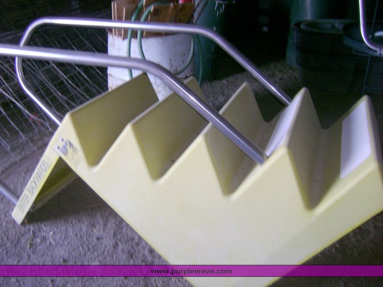 image for item 7032 Assorted swimming pool equipment