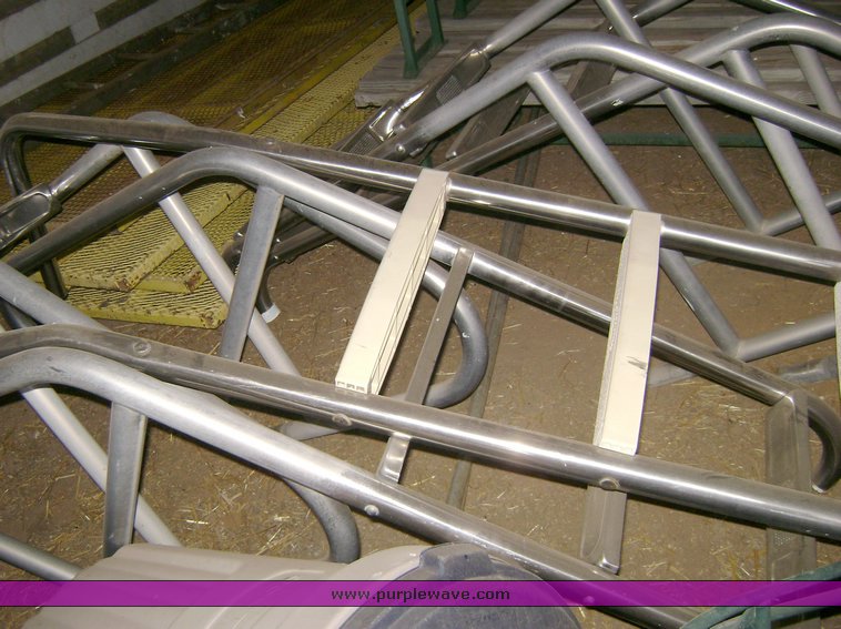 image for item 7032 Assorted swimming pool equipment