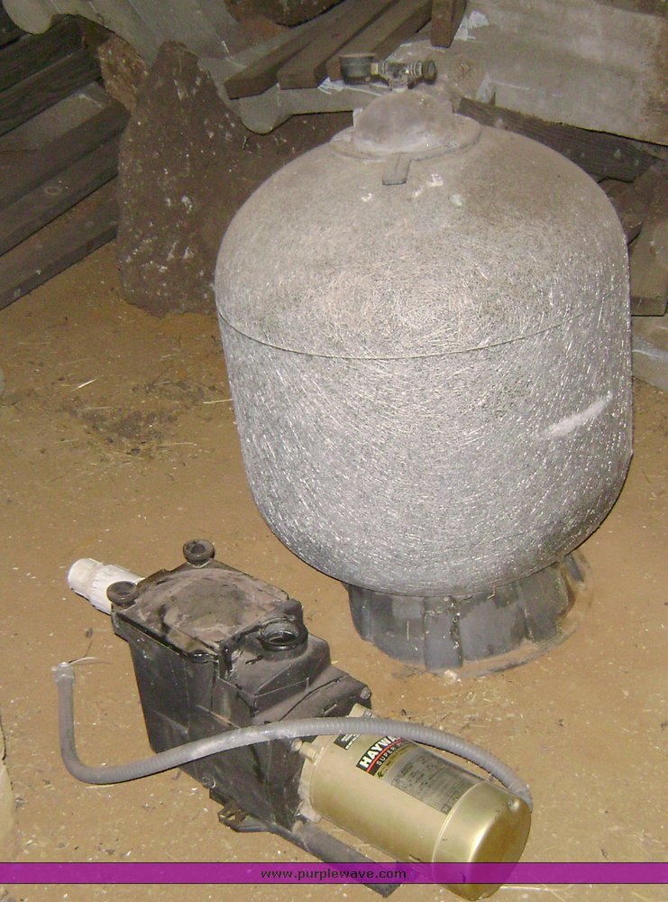 image for item 7042 Assorted electric motors and water pumps