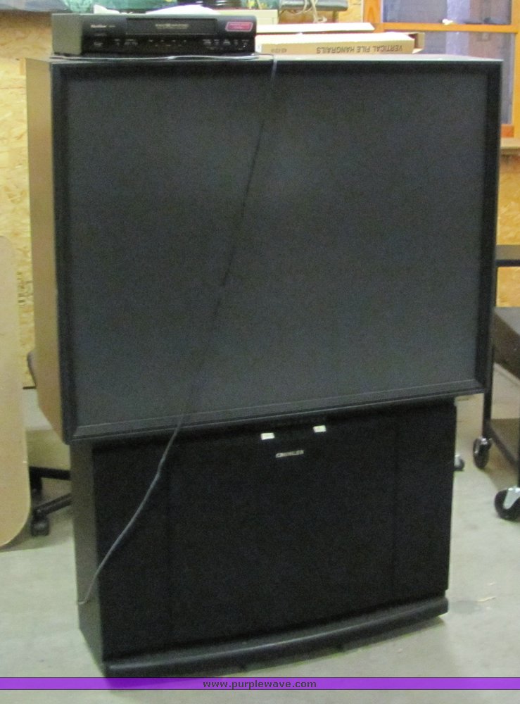 image for item 7494 Crosley 48" television
