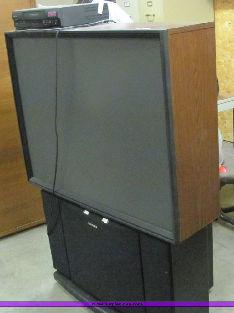 image for item 7494 Crosley 48" television