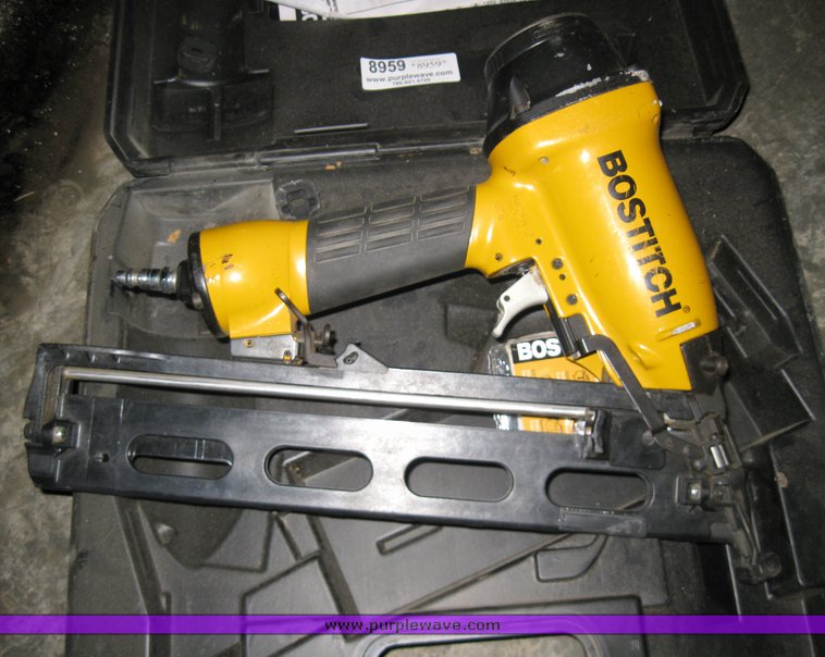 image for item 8959 Bostitch pneumatic finish nailer with carrying case