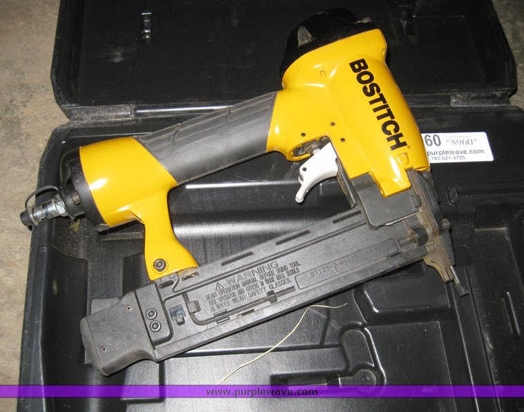 image for item 8960 Bostitch pneumatic finish nailer