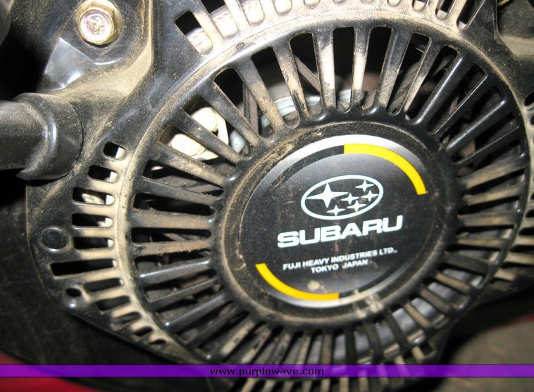 image for item 8961 Lincoln Electric 9hp generator