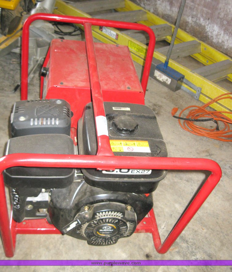 image for item 8961 Lincoln Electric 9hp generator