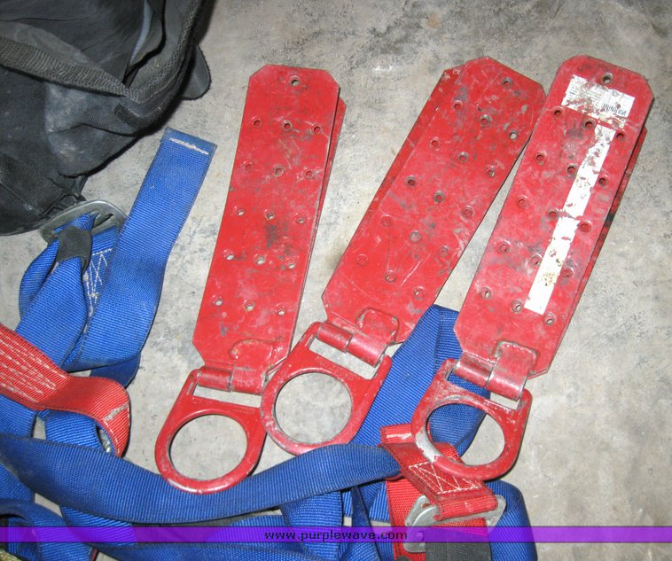 image for item 8971 Assorted safety gear and tools