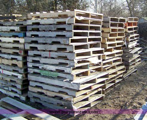 image for item 9005 (225) assorted pallets