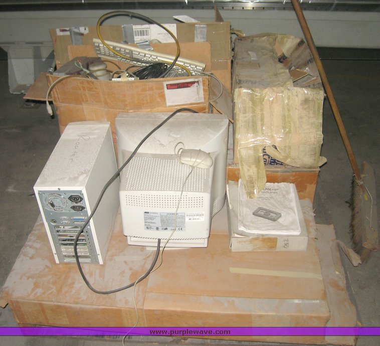 image for item 3012 Multicam Pro series router