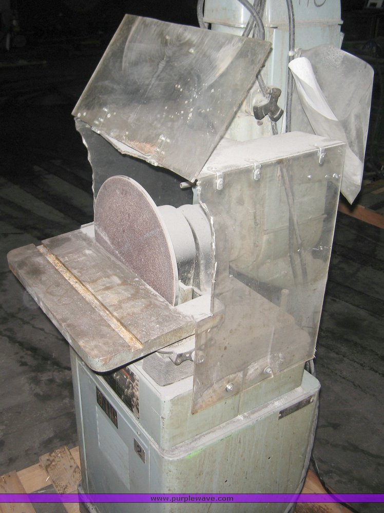image for item 3027 Delta sander