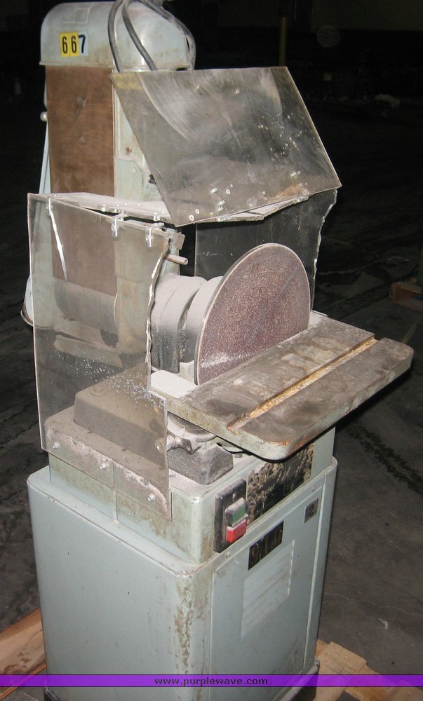 image for item 3027 Delta sander