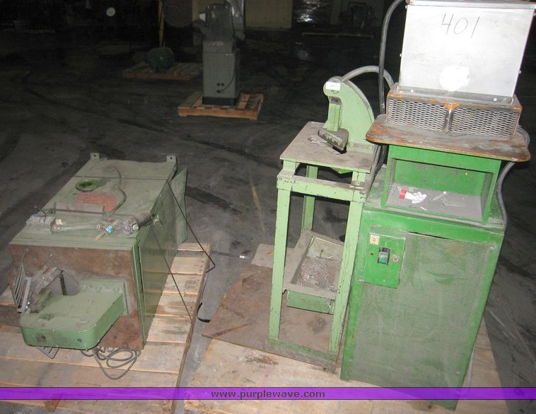 image for item 3029 (3) corner notchers