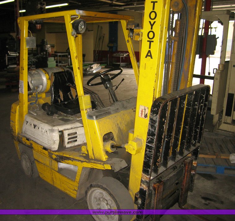 image for item 3041 Toyota 42-4FGC25 forklift