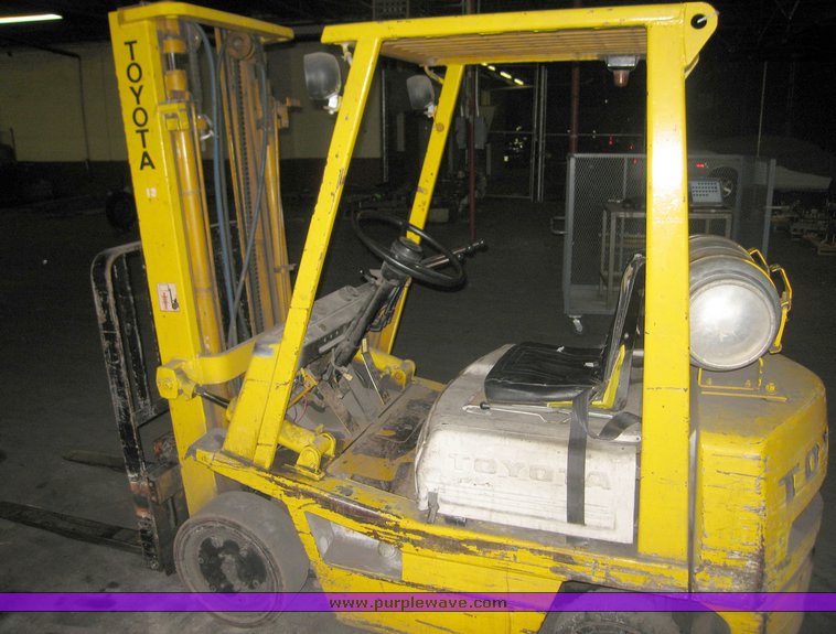 image for item 3041 Toyota 42-4FGC25 forklift