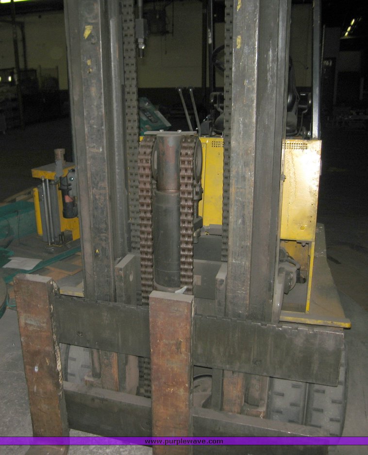 image for item 3041 Toyota 42-4FGC25 forklift