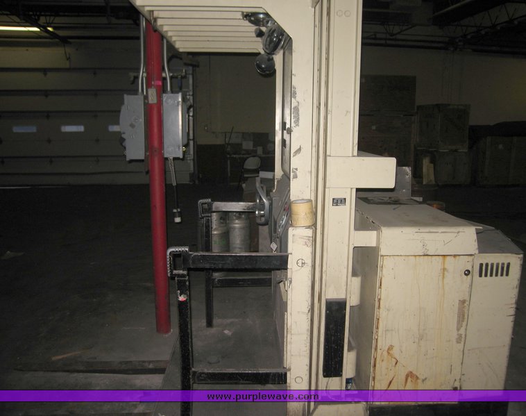 image for item 3043 Crown lift