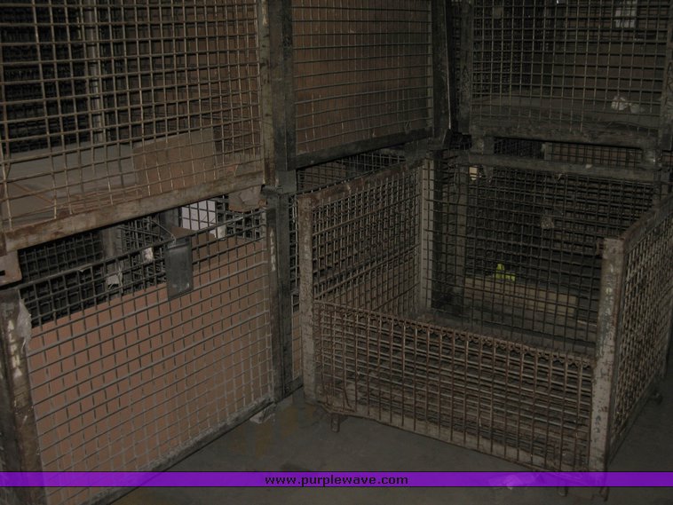 image for item 4034 (15) non collapsible wire baskets