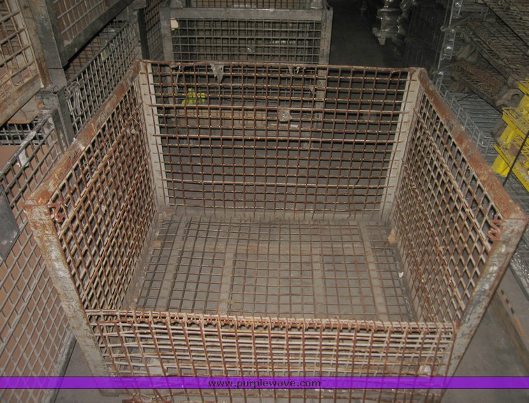 image for item 4034 (15) non collapsible wire baskets