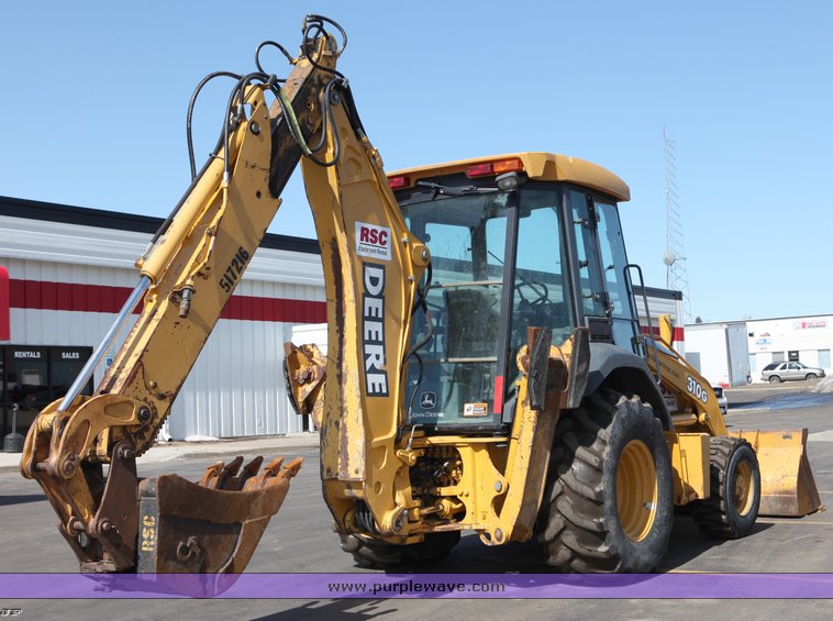 image for item 1006 2004 John Deere 310G MFWD loader backhoe