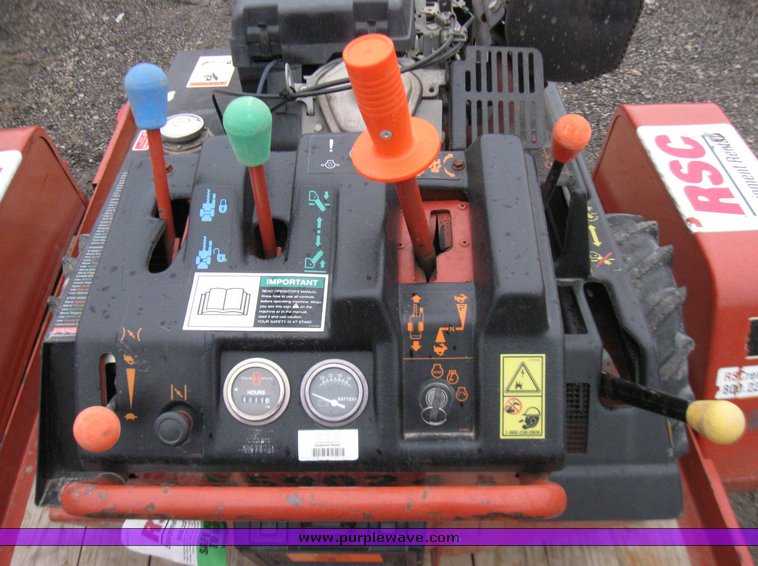 image for item 3031 2005 Ditch Witch 1820HE walk-behind trencher