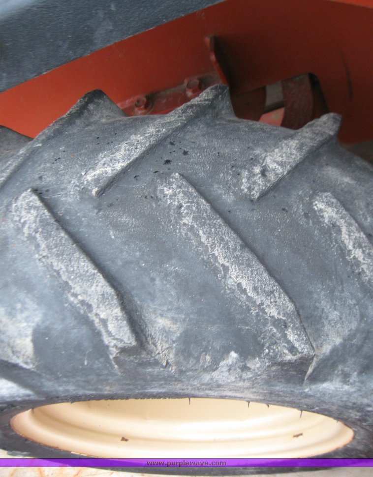 image for item 3031 2005 Ditch Witch 1820HE walk-behind trencher