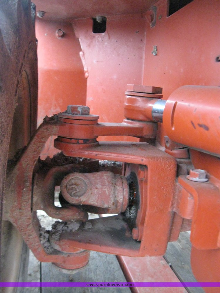 image for item 3031 2005 Ditch Witch 1820HE walk-behind trencher