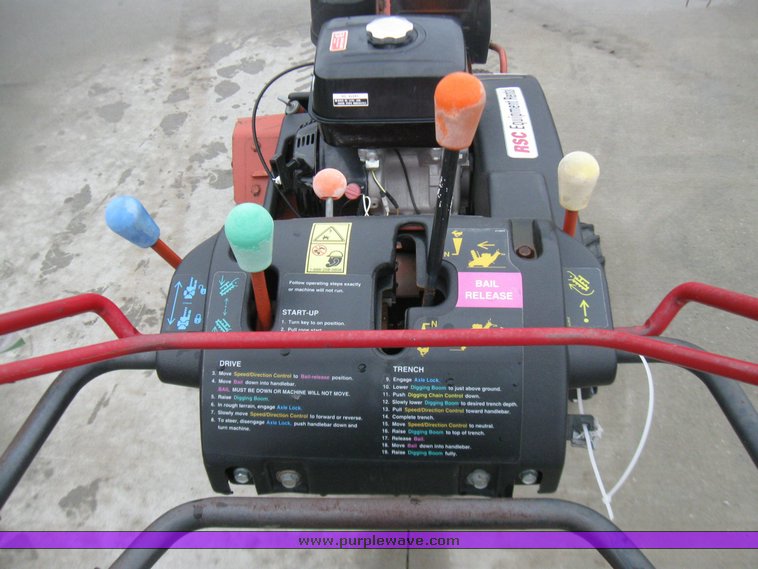 image for item 3034 2005 Ditch Witch 1230 trencher