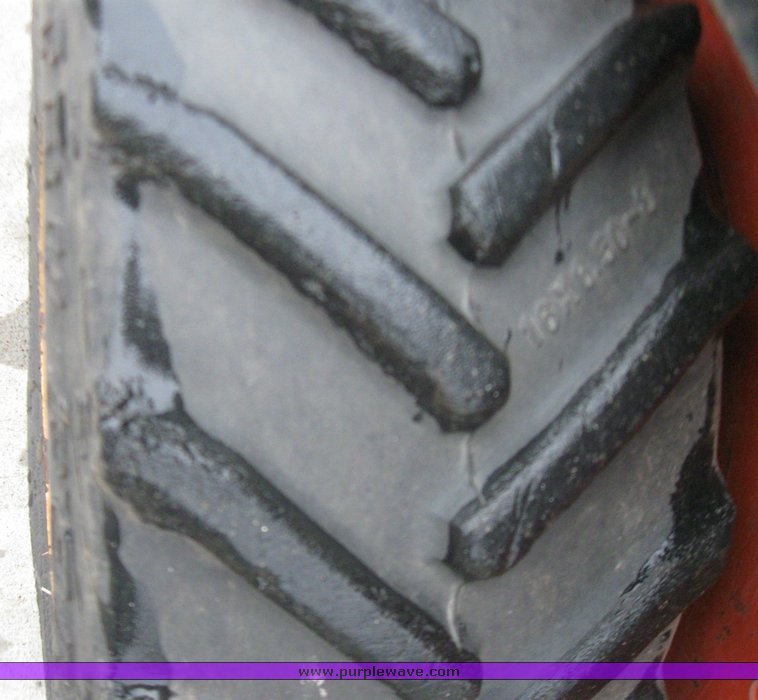 image for item 3034 2005 Ditch Witch 1230 trencher