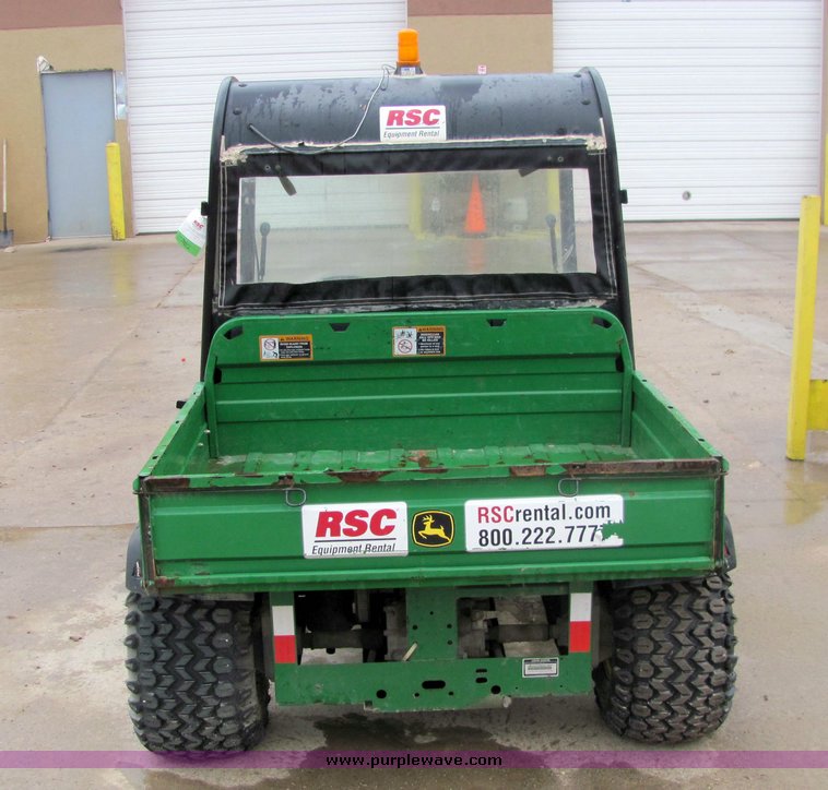 image for item 3285 John Deere Gator TS utility vehicle