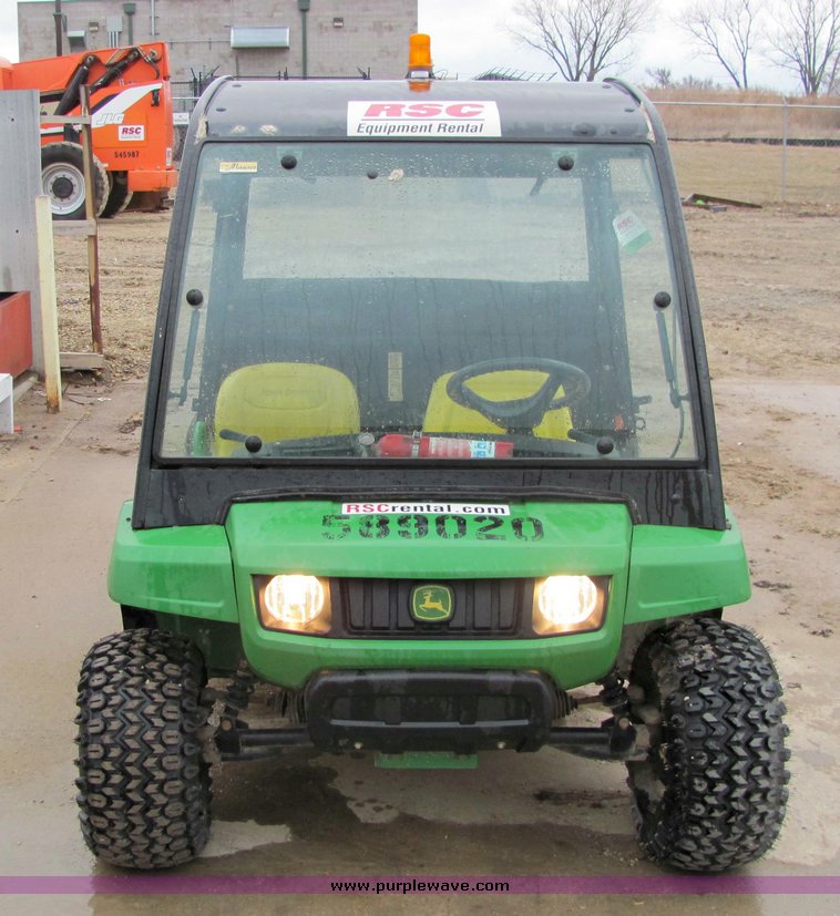 image for item 3285 John Deere Gator TS utility vehicle