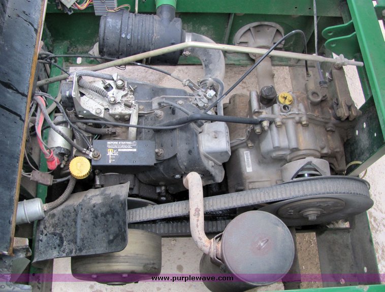 image for item 3285 John Deere Gator TS utility vehicle