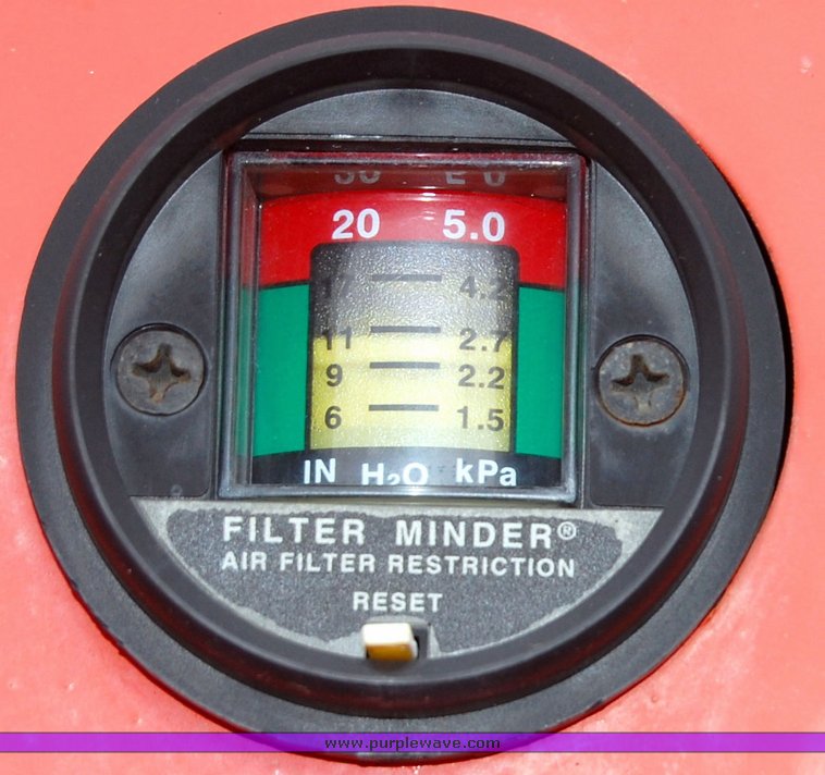 image for item 6038 1998 Snorkel TBA80DZ boom lift