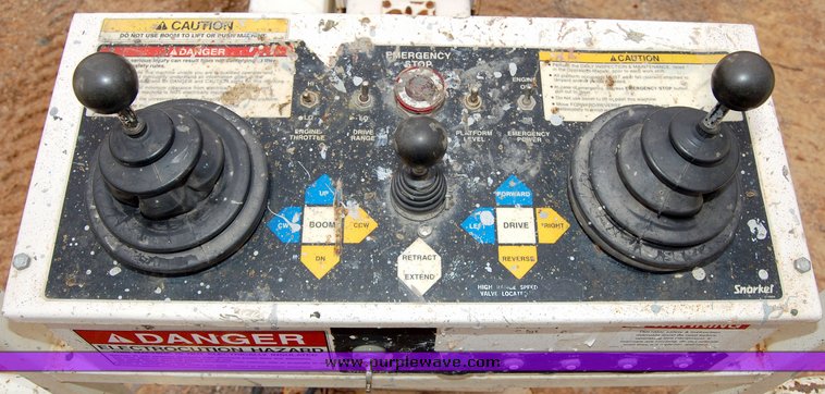 image for item 6038 1998 Snorkel TBA80DZ boom lift