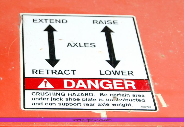 image for item 6038 1998 Snorkel TBA80DZ boom lift