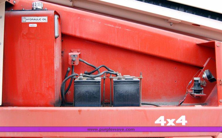 image for item 6038 1998 Snorkel TBA80DZ boom lift