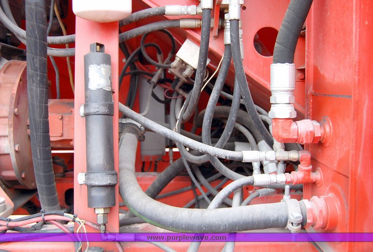 image for item 6038 1998 Snorkel TBA80DZ boom lift