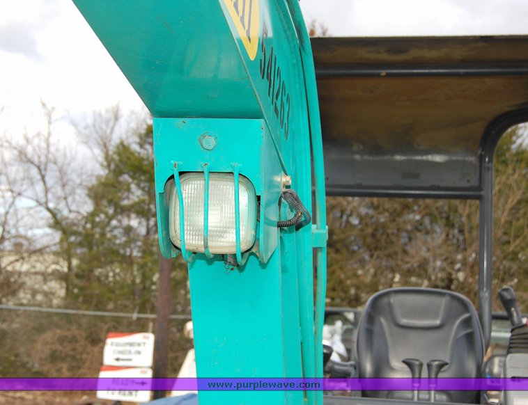 image for item 6039 2005 IHI 30NX-2 compact excavator