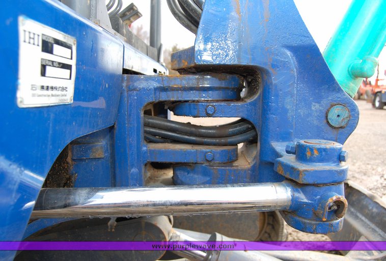 image for item 6039 2005 IHI 30NX-2 compact excavator