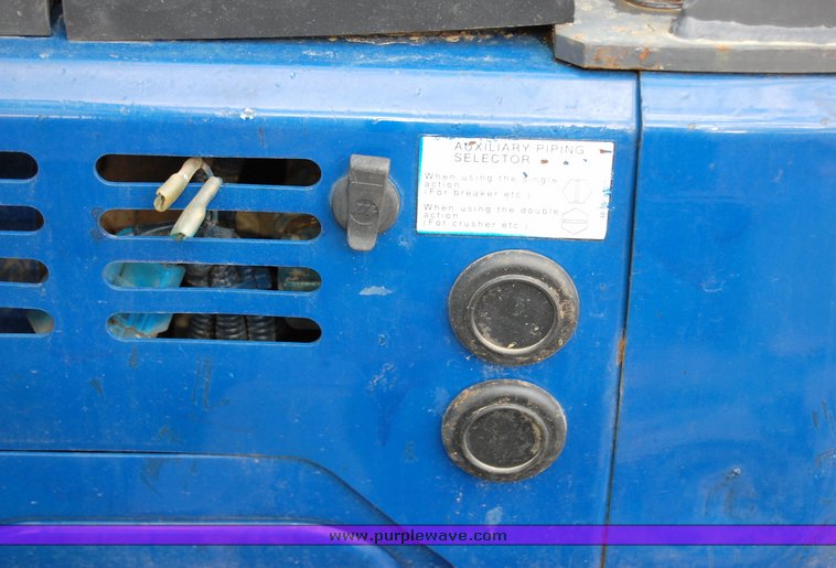 image for item 6039 2005 IHI 30NX-2 compact excavator